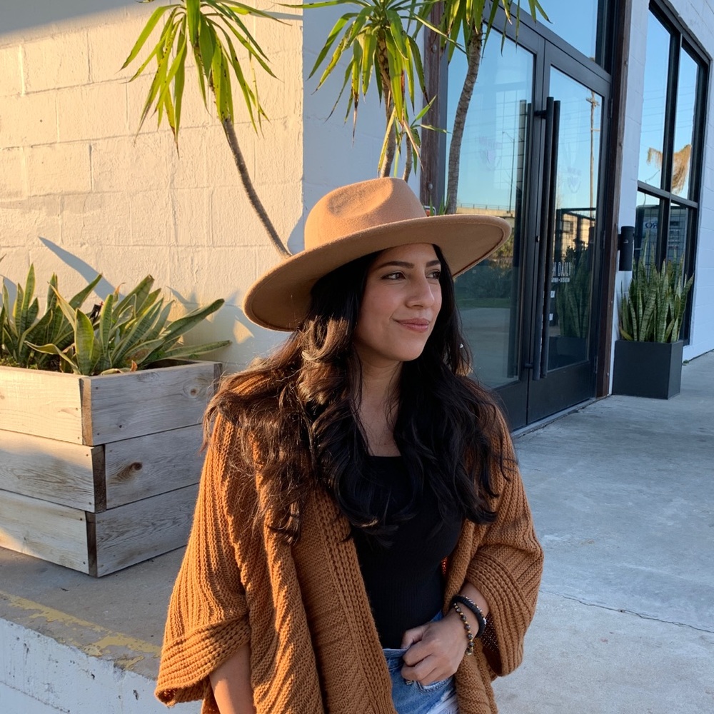 Meet your Posher, Deanna